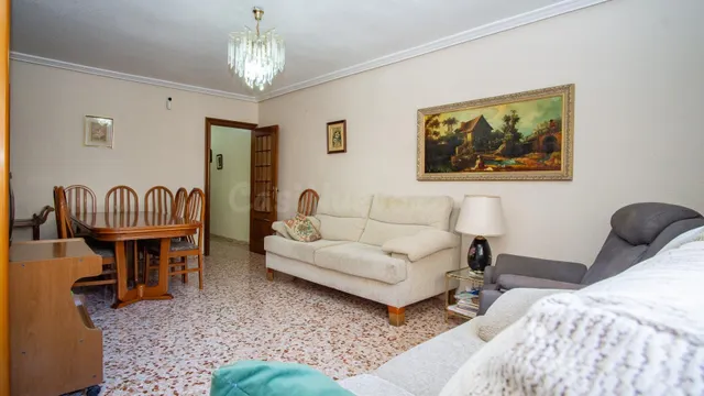 Piso en venta en el centro de Elda — 2