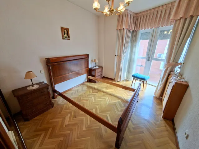 Vivienda de 3 habitaciones libre — 23