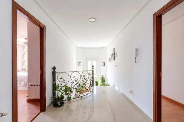 Exclusivo chalet individual con la mejor ubicación de la zona. — 12