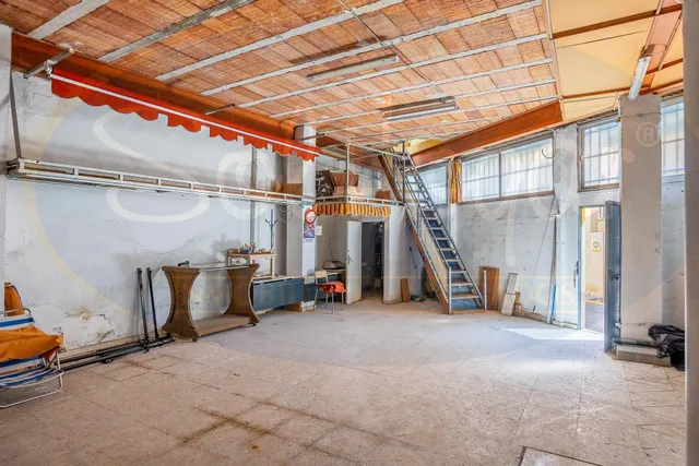 Edificio de uso industrial en venta en Camas (Sevilla) — 10