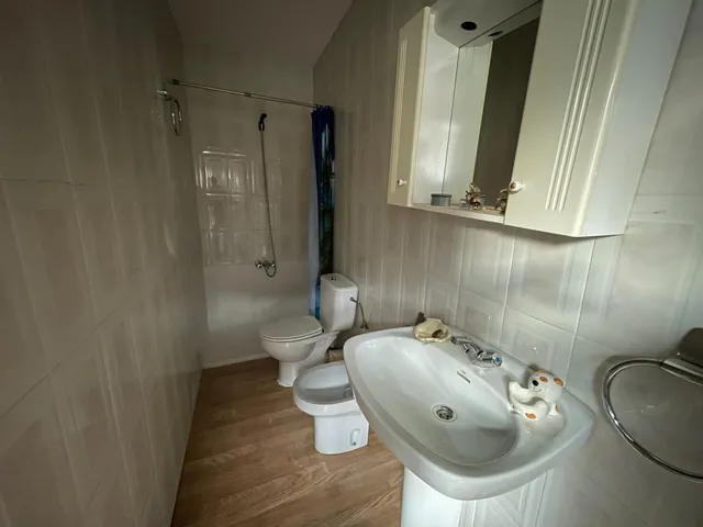 Venta de casa con bar en Toral de Merayo — 19