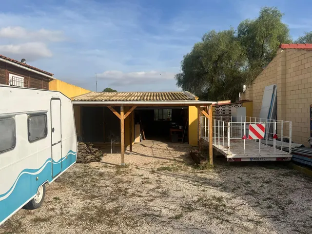 Chalet en Orito en urbanización La Capitana — 32