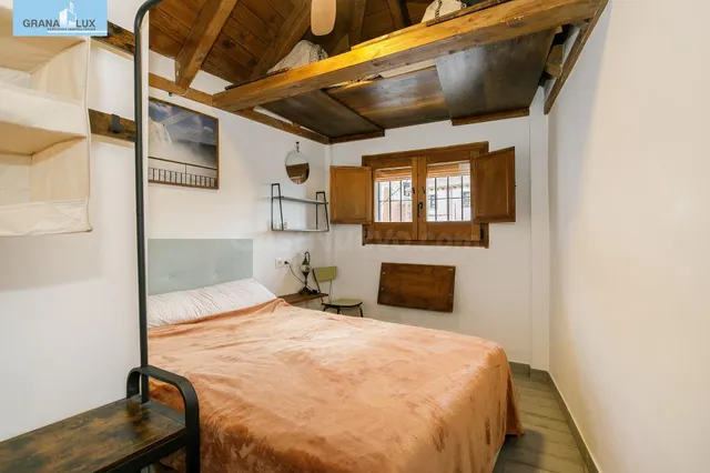 Casa unifamiliar reformada. — 4