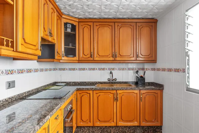 PISO DE ESQUINA CON VISTAS DESPEJADAS A LA LAGUNA ROSA DE TORREVIEJA - UNA OPORTUNIDAD ÚNICA — 16