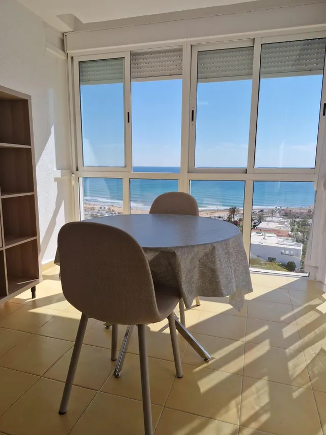 Alquiler en temporada baja. Playa de La Mata — 3
