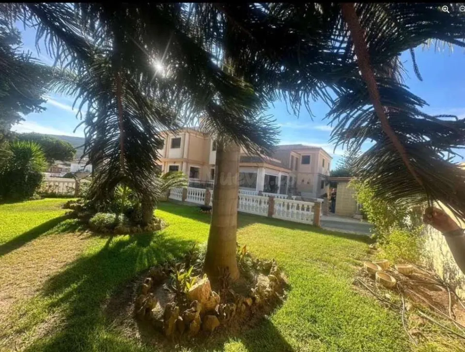 Casa-Chalet en Venta en Linea De La Concepcion, La Cádiz