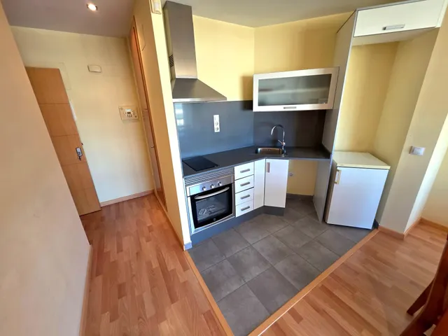 Acogedora Vivienda de 1 Habitación con Garaje y Trastero en el Prestigioso Auditorio — 12