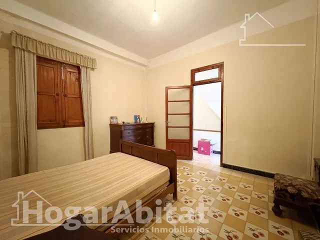 ¡Vistas a las montañas! Casa amplia y luminosa para reformar con patio y gran terraza — 23