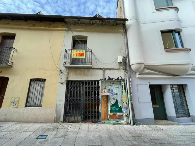 Venta casa en el casco antiguo de Ponferrada - foto 4