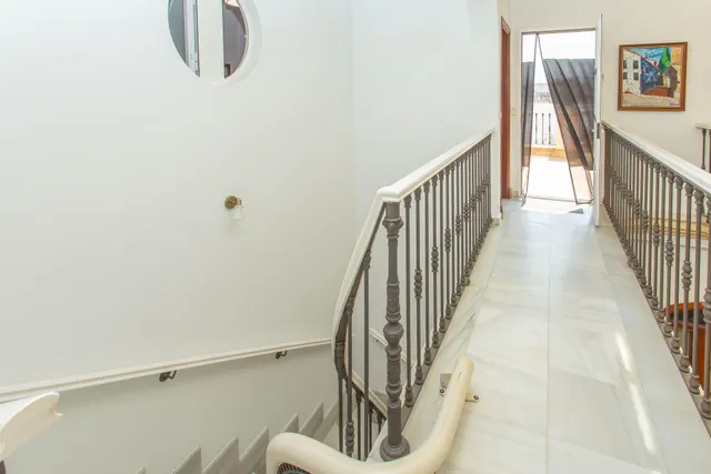 Exclusiva casa con jardín en el centro de El Puerto de Santa María — 43