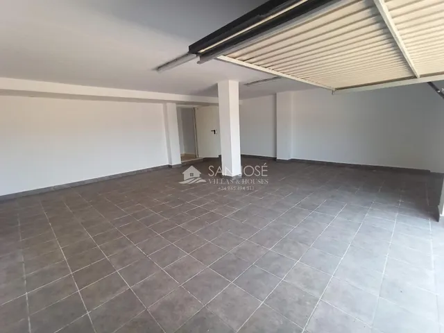 Se vende Villa con piscina en Cañada de la Leña — 8