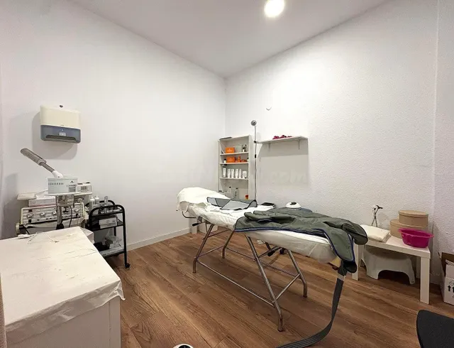 Traspaso de centro de estética en Quart de Poblet — 5