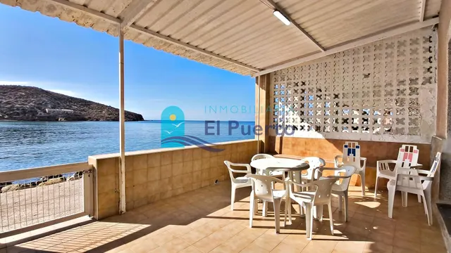 ¡vive frente al mediterráneo! propiedad única formada por 2 apartamentos en la isla – ref. 1862 — 20