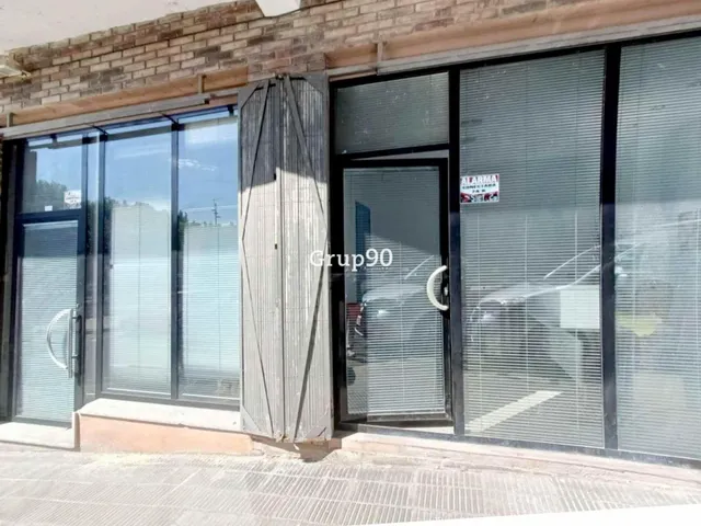 Local comercial a pie de calle de 240m2 en Zona Instituts — 5