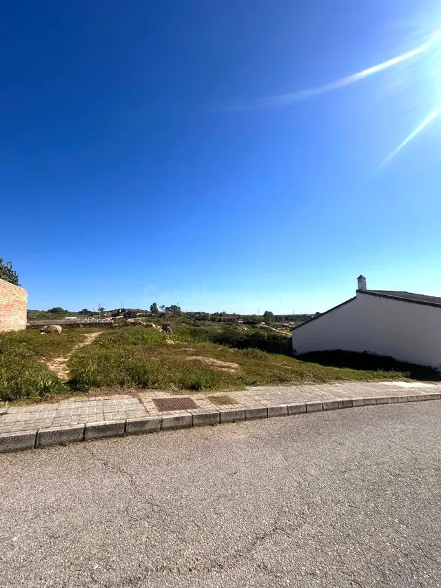 Solar urbano en venta en Gerena (Sevilla) - foto 4