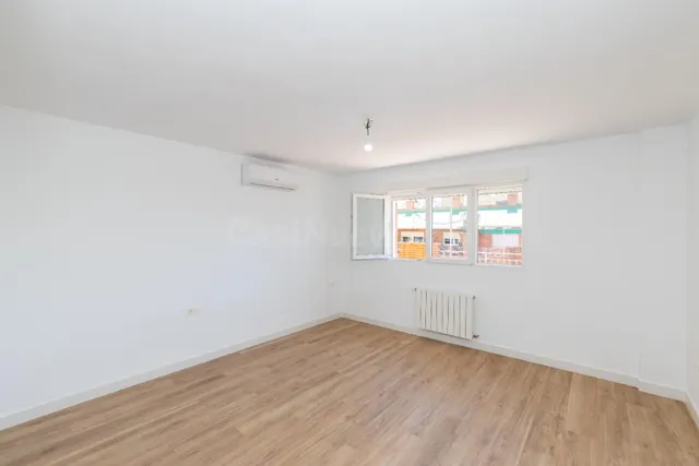 Gran ático reformado de cuatro dormitorios con magnífica terraza — 12