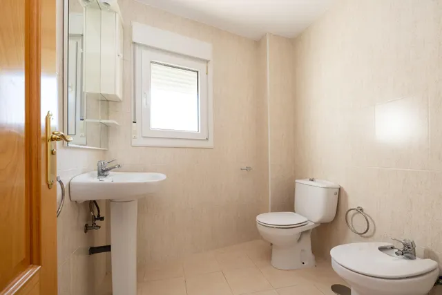 !!Fantástica vivienda en Huetor Santillán junto Ayuntamiento!! — 19