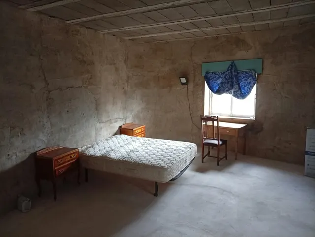 Casa para reformar con terraza en el centro de santa bàrbara — 17