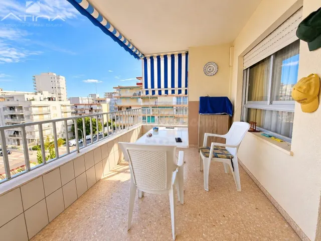 Apartamento en la playa de Gandía a 200 metros del mar con p