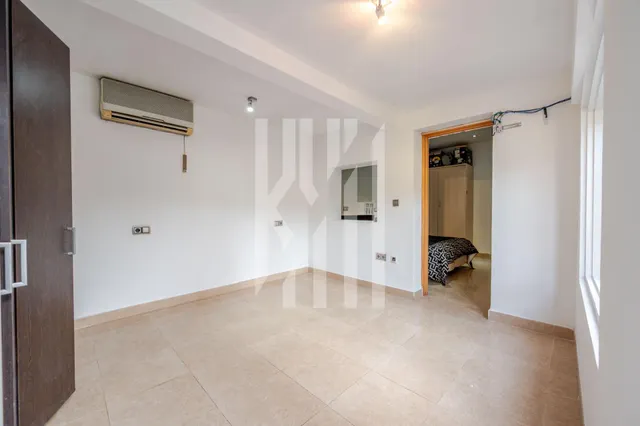 Piso con terraza privada y garaje en taialà — 35
