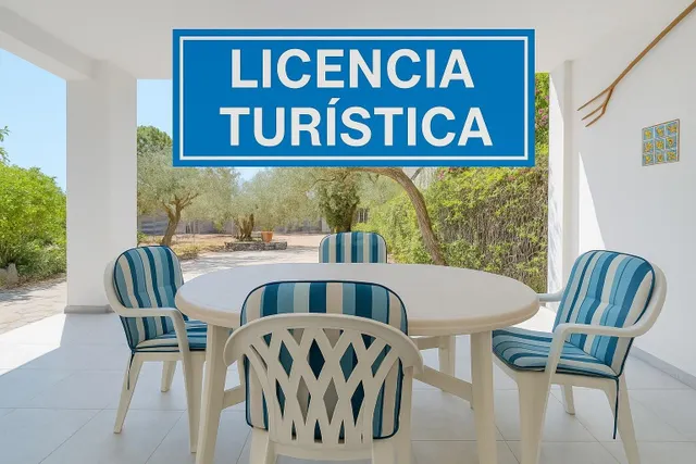 CASA CON TERRENO Y HUTG