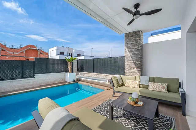 VILLA DE 2 DORMITORIOS 2 BAÑOS EN ORIHUELA COSTA ( VISTABELL - foto 2