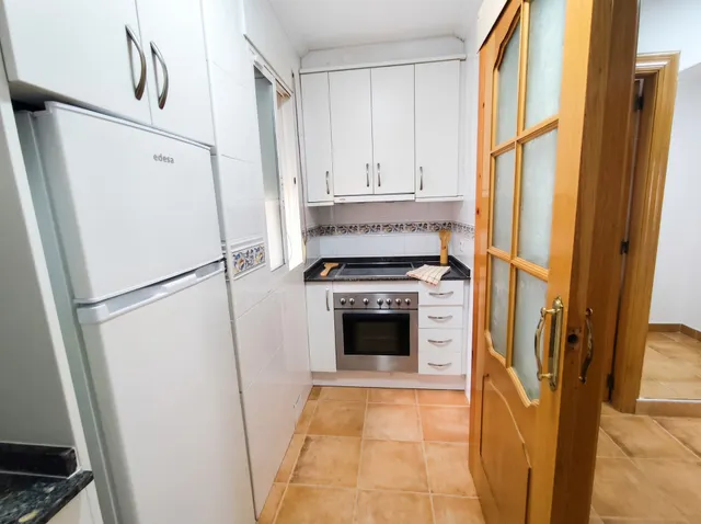 ALQUILER LARGA TEMPORADA APARTAMENTO DE 2 DORMITORIOS CON PISCINA COMUNITARIA — 9