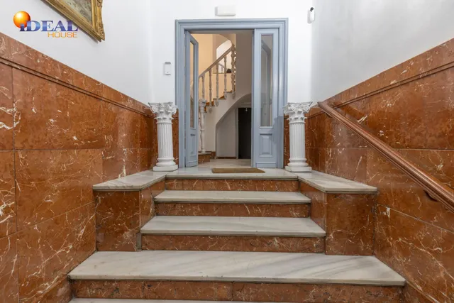 EXCLUSIVO PISO DE LUJO EN PLENO CENTRO DE GRANADA — 42