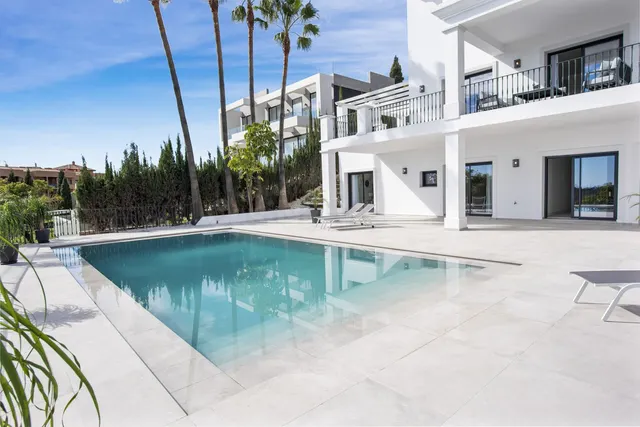 Chalet 5 habitaciones 537m² en venta - Costa del Sol - foto 4
