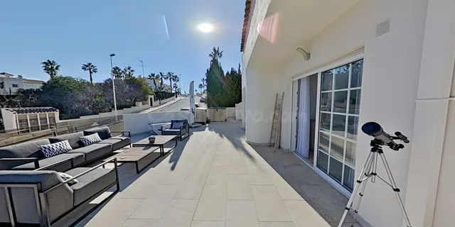 VILLA DE 4 DORMITORIOS Y 3 BAÑOS EN LAS RAMBLAS (ORIHUELA CO - foto 3