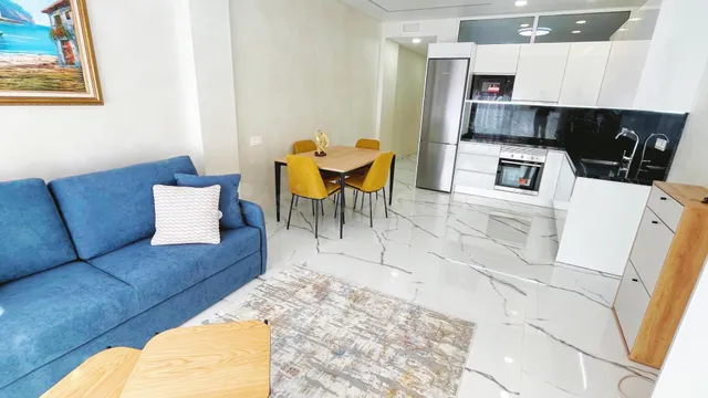 Elegante 2-Bedroom Apartment with Private Patio • Playa del  - foto 2