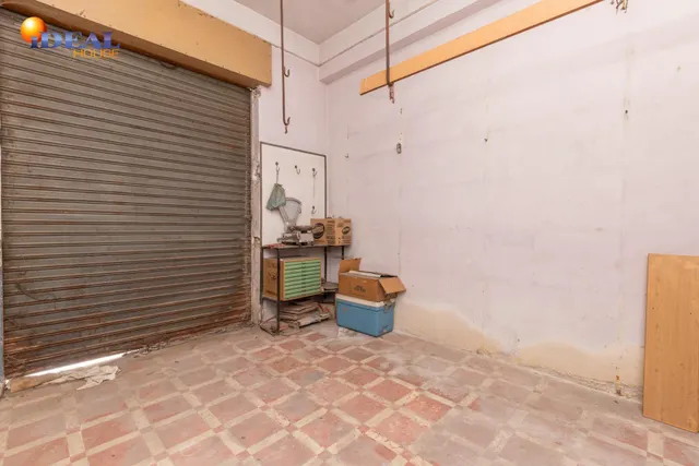 INCREIBLE LOCAL COMERCIAL EN SANTA FE CON EXCELENTES comunicaciones — 2