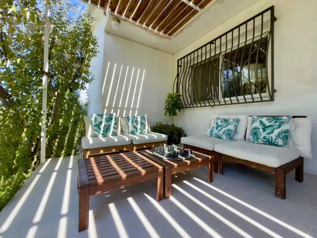 CHALET INDEPENDIENTE CON 3.500 M2 DE PARCELA, PISCINA, VIVIENDA DE INVITADOS Y PISTA DEPORTIVA EN LOS TABLAZOS — 35