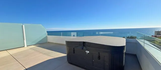 *** OBRA NUEVA TERMINADA. ATICO FRENTE AL MAR, LISTO PARA ENTRAR A VIVIR !!!. — 5