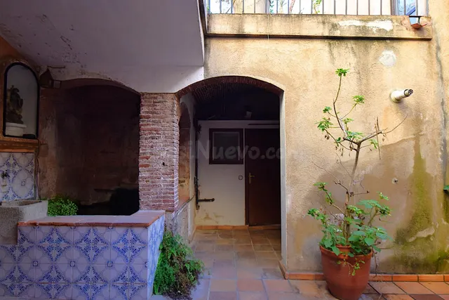 Casa en Mataró Centro con Espacio y muchas posibilidades - foto 3