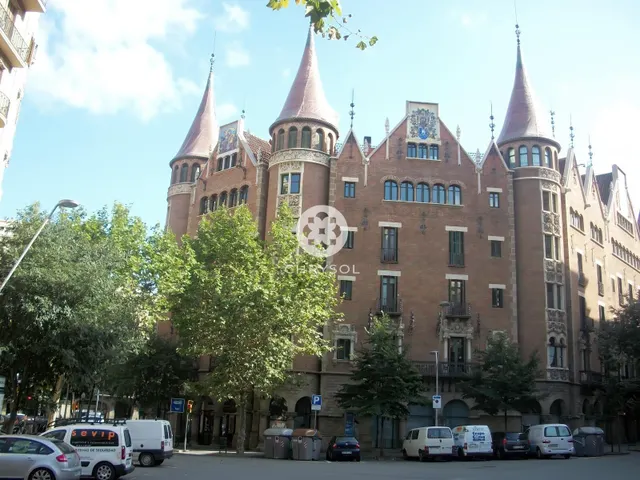 Vivienda con patio privativo junto a la Casa de les Punxes, en pleno Quadrat d’Or — 18
