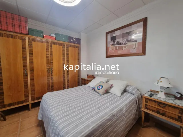 Chalet a la venta en Ontinyent. — 13