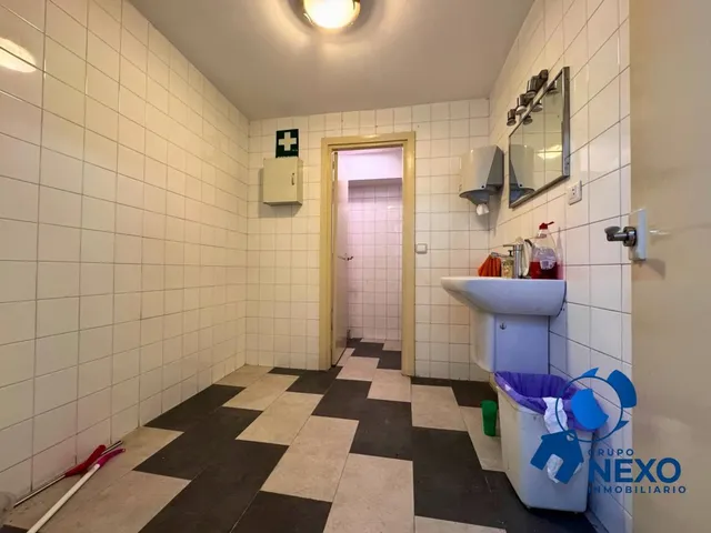 Local comercial en calle pablo iglesias 19 | máxima visibilidad en Gijón — 7