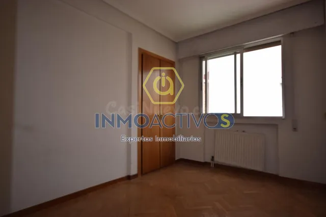 ¡ OPORTUNIDAD JUNTO A FRANCOS RODRÍGUEZ ! 3 DORM, 2 BAÑOS, G - foto 4