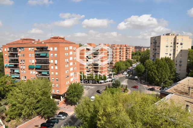 ¡LISTO PARA DISFRUTAR DESDE EL PRIMER DÍA! Pisazo de 3 dormitorios en Alcalá. — 29