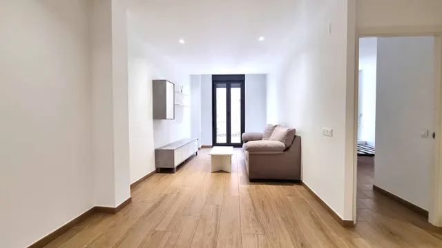 Piso de 2 habitaciones amueblado de alquiler en Reus — 12