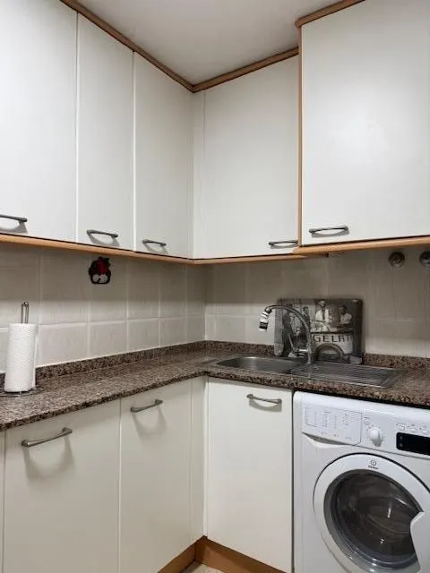 Alquiler de apartamento en el centro , junto a el Corte Ingles, 2 dormitorios, plaza de garaje y trastero — 22