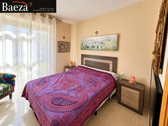 AMPLIA VIVIENDA DE 3 DORMITORIOS CON GRAN TERRAZA, PATIO PRIVADO Y GARAJE EN SANT JOAN D’ALACANT — 24