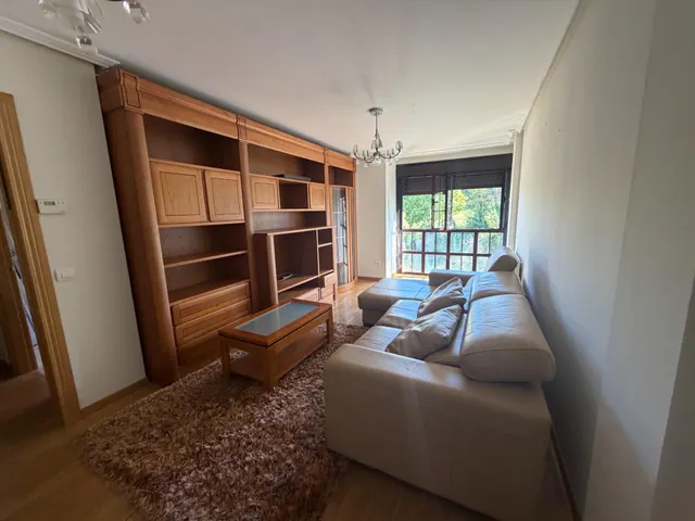 Piso de 3 habitaciones en alquiler en el centro de Nava — 19