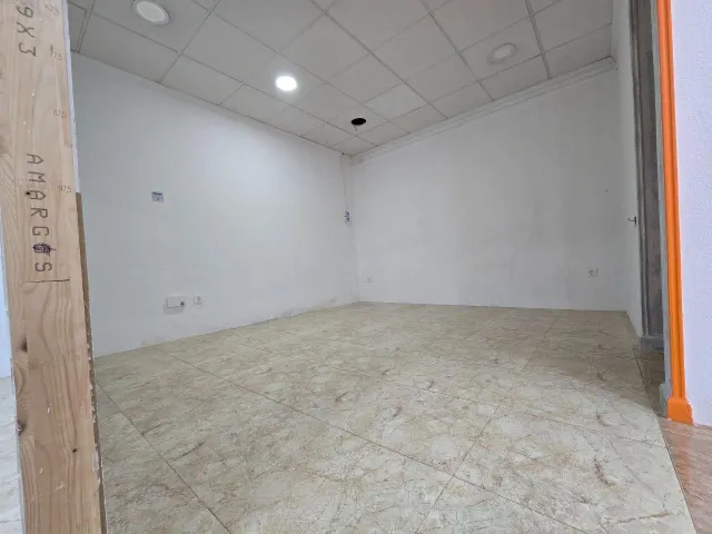 Local comercial en alquiler | santa maría de gracia | 550 €/mes — 11