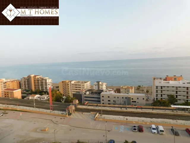ÁTICO- DÚPLEX CON VISTAS FRONTALES AL MAR EN FUENGIROLA - foto 4