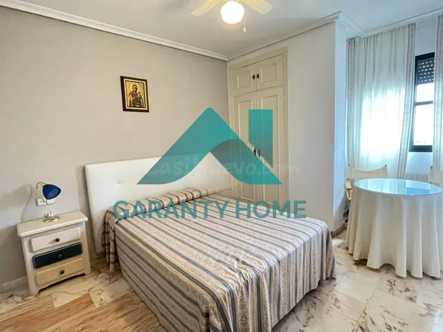 SE ALQUILA APARTAMENTO EN ZONA HERNÁN CORTÉS, CÁCERES ✨ - foto 2