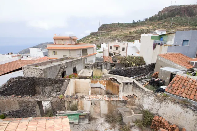 Terreno Urbano de 180 m2 en Pueblo Tranquilo — 9