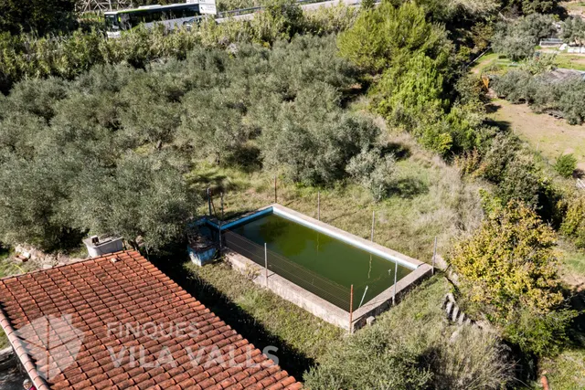 Finca rústica de 19.000 m2 con casa, olivos y pozo en Caldes de Montbui — 17