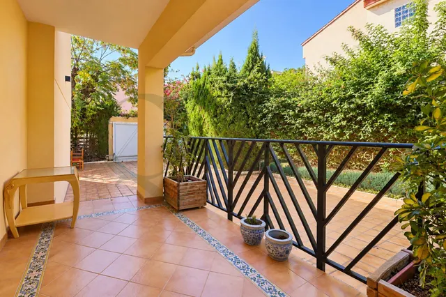 Chalet independiente a 100 m del mar con jardín y piscina en Cabo de las Huertas. — 22